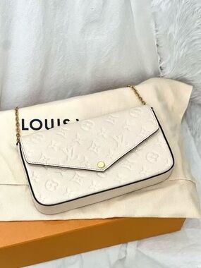 LOUIS VUITTON Bag New LV Bag